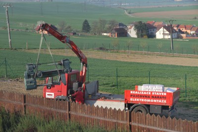 Glassblowing lathe arrival